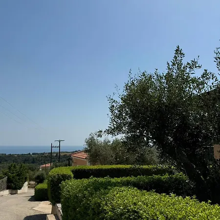 Oneira Holiday home