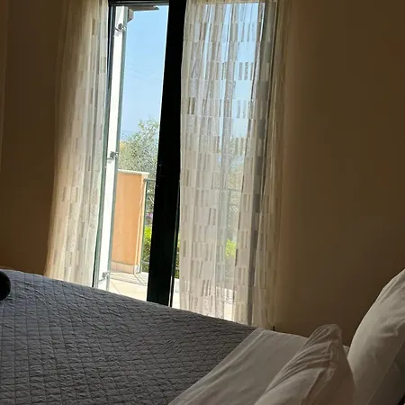 Case de vacanță Oneira Mousata